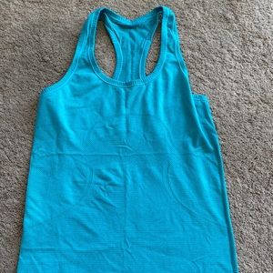 Turquoise Lululemon Swiftly Tech Tank.  Size 6.